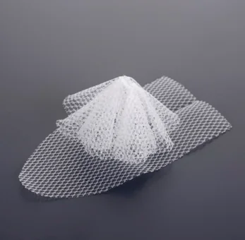 Knitted polypropylene hernia mesh plug